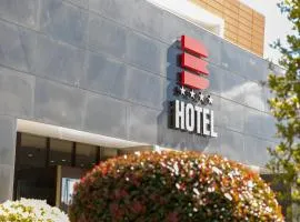Bhotel