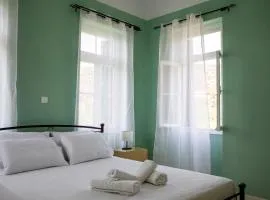 Cheloni Manor House