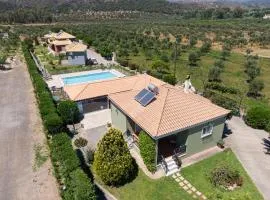 Spedion Villa - Near to sea villas with heated swimming pool