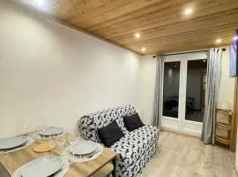 Risoul 1850 studio Résidence LesFlorins2 pour 4 pers avec accès direct sur les pistes