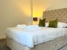 The Birketts Inn, 4 - Bed, Sleeps 8, Pets Welcome