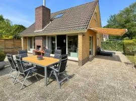 Awesome Home In Lauwersoog With Wifi