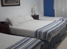 HOTEL LOS ARCOS El placer de lo natural, hotel in Perico