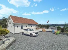 Gorgeous Home In Nordtveitgrend