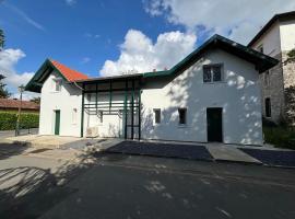 Magnifique T2 neuf au centre de Cambo les bains