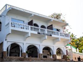 Shela Bahari, хотел близо до Mnarani House, Shela