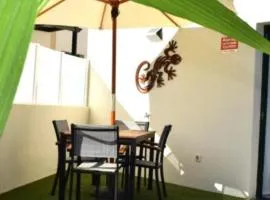 Bungalow La Palmera - 2 bedroom - PLAYA ROCA residence sea front access - Pool View - Free AC - Wifi