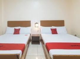 RedDoorz at Elegance Guest House near NAIA T3