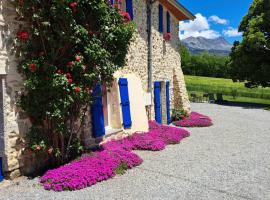 APPARTEMENT BEAU SOLEIL, estância de esqui em La Bâtie-Neuve