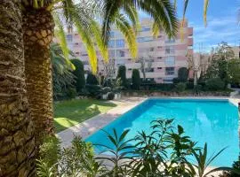 L'oasis de Vallauris, piscine, parking privé