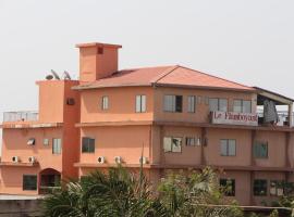 Le Flamboyant Résidence Hôtel, hotell i Cotonou