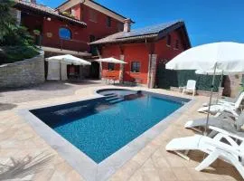 VILLA LAURA Rooms & Pool