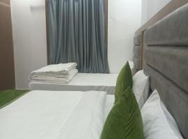 The Country House, bed and breakfast en Mathura