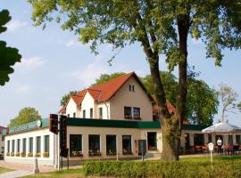 Gasthof & Pension Zum Himmel، بيت ضيافة في Rubenow