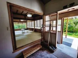 旧と新の出会いー琉球古民家 蒼