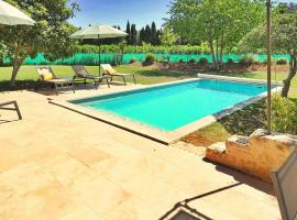 Mancareste, Hotel in Paradou