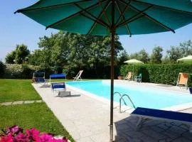 Holiday house near Lucca with private pool