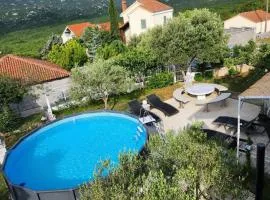 Villa Ivana-20 minutes from Split