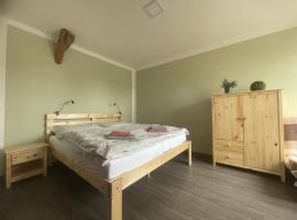Ubytko u dědka, hotel v destinaci Lhotka
