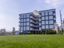 The pine 1 bedroom house California plaza, place to stay in Nanyuki