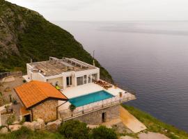 Zagora में, होटल Private Sea View with Infinity Pool in VILLA NERIN Zagora