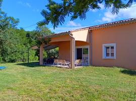 La Villa Lyne - villa moderne 4 chambres 8 personnes clim, hôtel à Lèzan