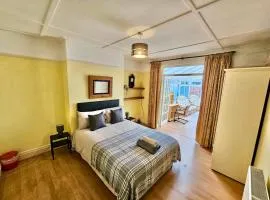 Double Room with private Conservatory