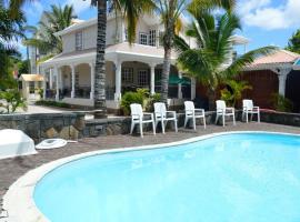MonKAZ, Affordable one bedroom studio in Grand Baie, Pereybère, hotel v destinaci Grand Baie
