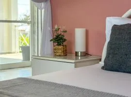 LefCoast AURA Apartments