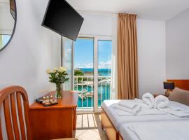 Hotel Adria, hotel v destinaci Malinska