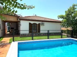Casa rural VISTABLANCA a una sola planta con bonitas vistas y piscina - Junto a la capital y la Alhambra, kúria Cenes de la Vegában