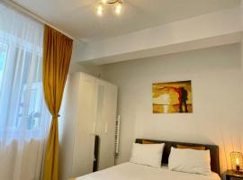 Yellow Apartment – hotel w mieście Floreşti