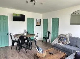 Sheep View Chalet - K95