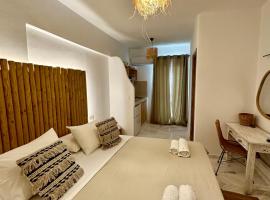 Athina Rooms - Lounge Apartments, hotel v destinaci Parikia