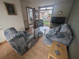 Gorgeous Full Home in Edinburgh, hotel in Edinburgh