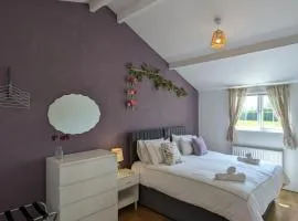 The Stables at Wits End, Hartford