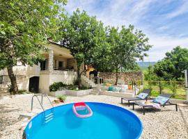Oak & Olive House, hotel v destinaci Jadranovo