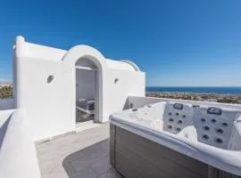 Golden View Suites with hot tub