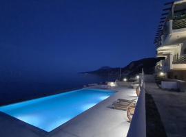 Villa Serafeim, hotel v destinaci Kími