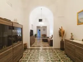 Historical big & quite house in the mid of Salento