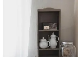Una Casa Bottega