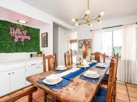 Beachside Luxury 4BR Arcade Fun Ocean Views