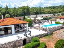 House of Freedom by Aneo Travel