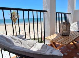 TU DENSCANSO EN VALDELAGRANA FRENTE AL MAR, hotel u blizini znamenitosti 'Plaža Playa de Valdelagrana' u gradu 'El Puerto de Santa María'