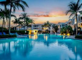 Vacay Vibes -A Trendy 4/4 just Steps to the Beach, hotel in Key Largo