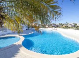 Renovated 2BD AC Wi-Fi Pool Beach 350m