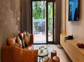 Villa Lotus - 6 Phòng Ngủ - Sát Biển - Đầy đủ tiện nghi, apartment in Ha Long