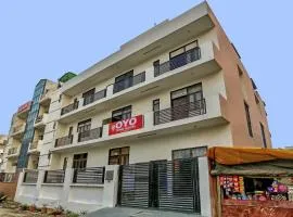 Collection O 87101 Ay Residency Near PVR Ansal Plaza Greater Noida