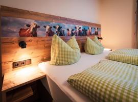 Hotel Garni Landhaus Traunbachhäusl、ルーポルディングのホテル