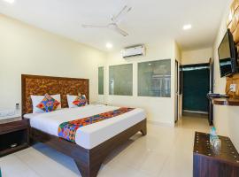 FabHotel Moon Bliss Beach Resort, hotel a Goa Velha